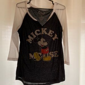 Disney Mickey Mouse T-Shirt Size Medium